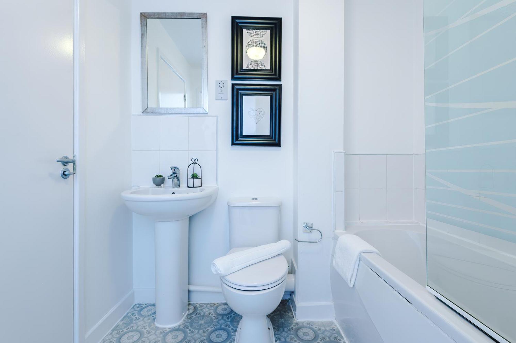 The Consort Serviced Apartment Ковентри Экстерьер фото